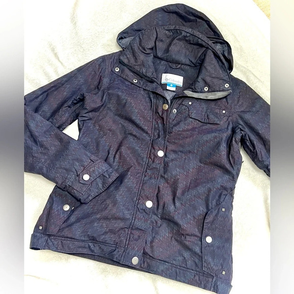 Columbia Omni-Tech Zig-Zag Winter Jacket - Medium - Picture 1 of 15
